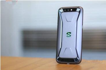 图：黑鲨手值不值得买？