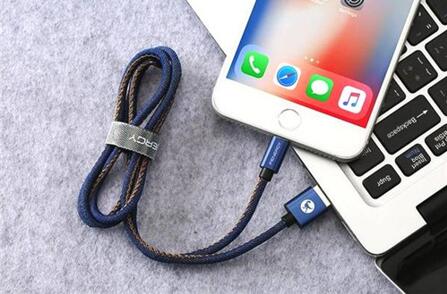 图：苹果数据线破裂？