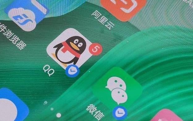 图：新手机预装常用APP居然大部分都没有微信，原来..