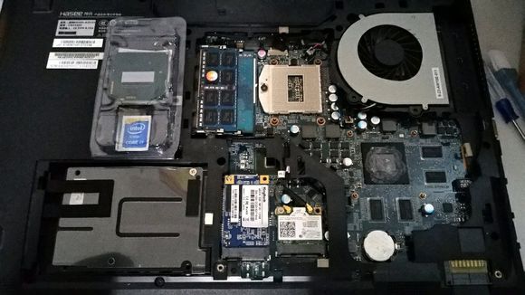 图：神舟战神K650D笔记本电脑更换CPU步骤详解