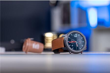 图：华米前些天发的 Amazfit GTR 智能手表，