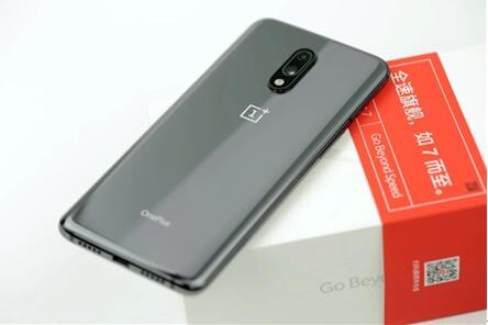 图：OnePlus 7 对比 Pro 不是因为那 1000 块钱