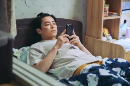 爆米花影院这部男主不够酷的电影一样可以获得观众青睐